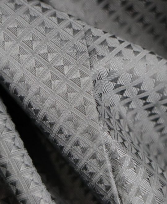 紋付袴レンタル・成人式・結婚式・卒業式【陣羽織】黒　銀の鶴と牡丹